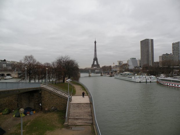  la Seine et la Tour Eiffel